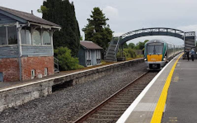 Cora Droma Rúisc station