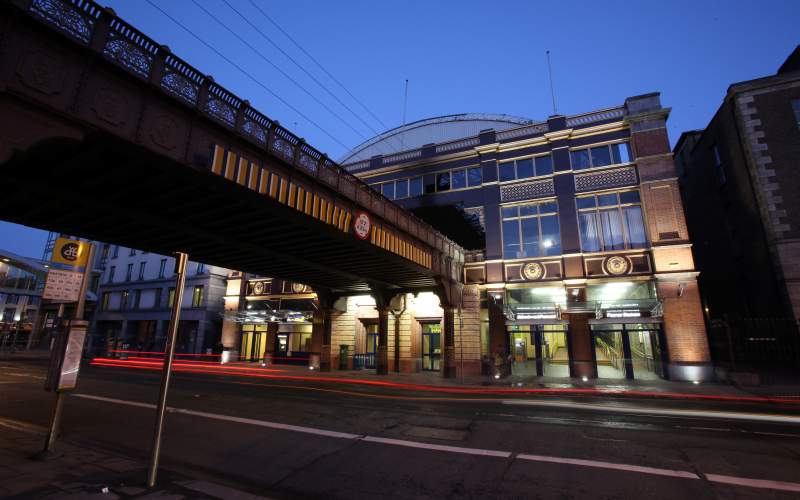 Stáisiún na bPiarsach station