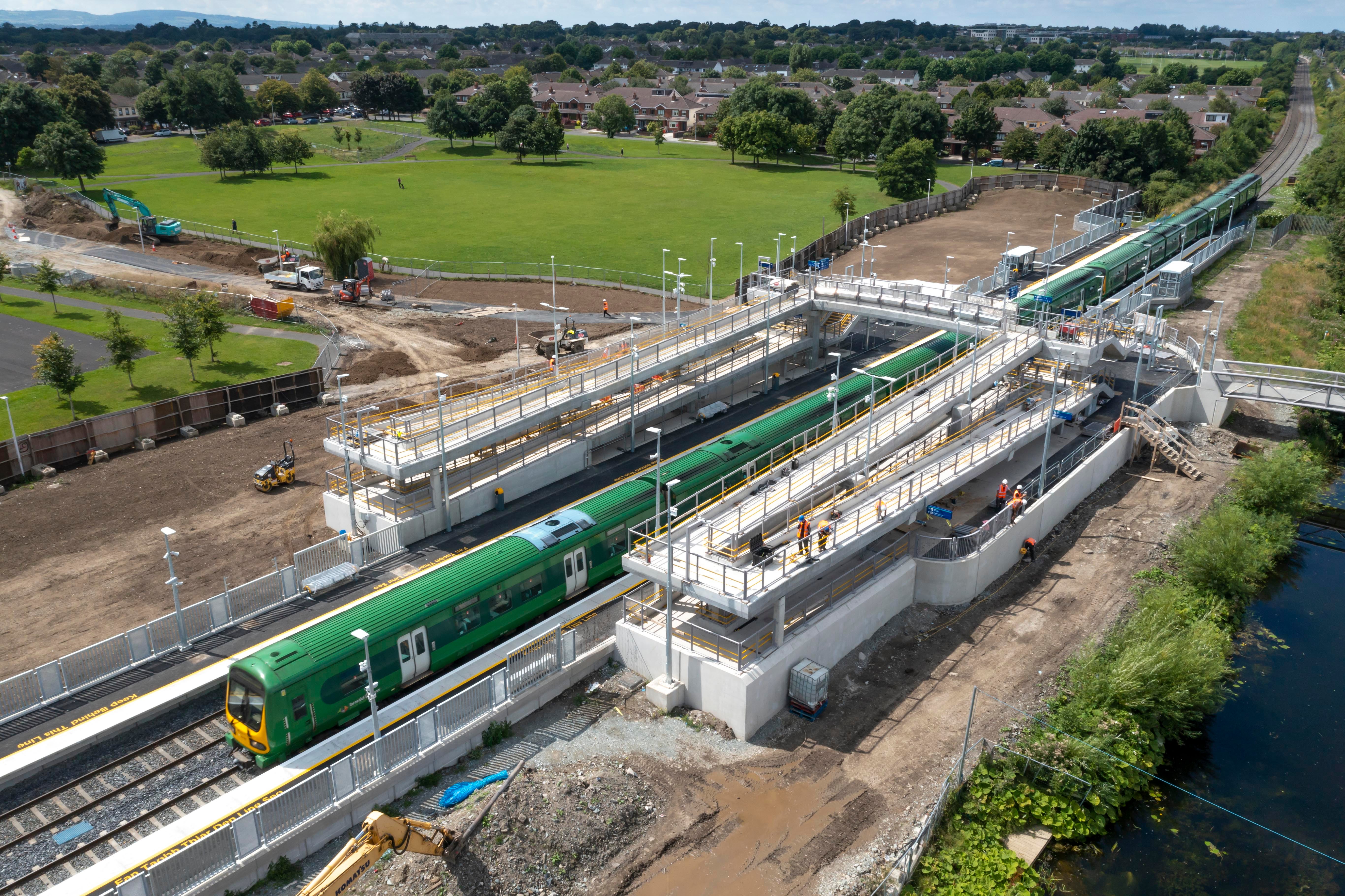 Baile Pheiléid station